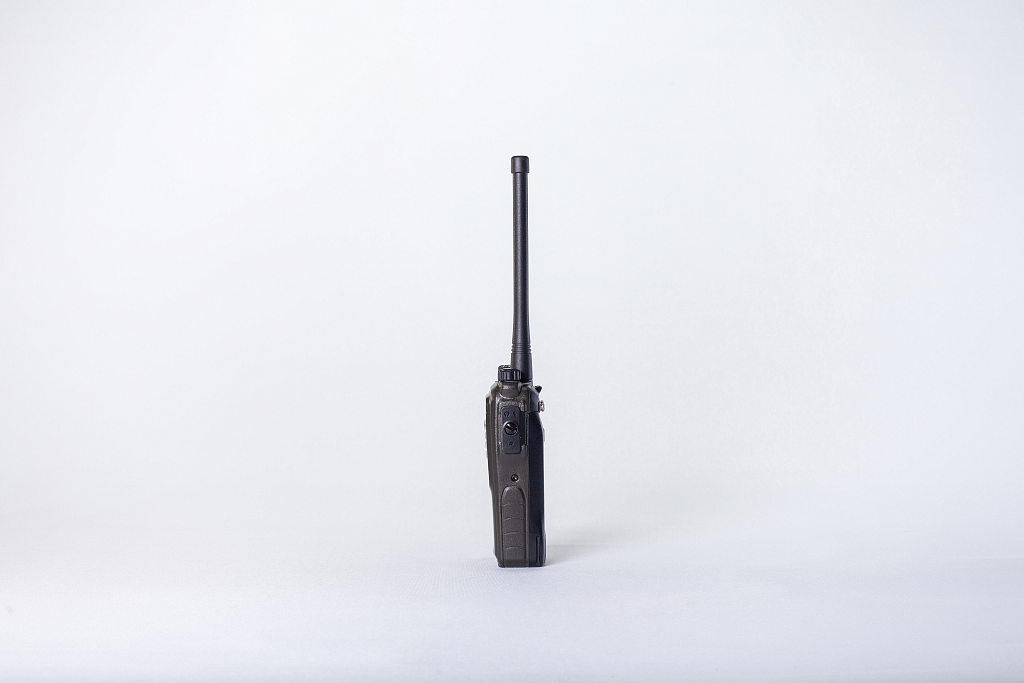 Фото Радиостанция носимая цифровая «ЭРИКА-360»