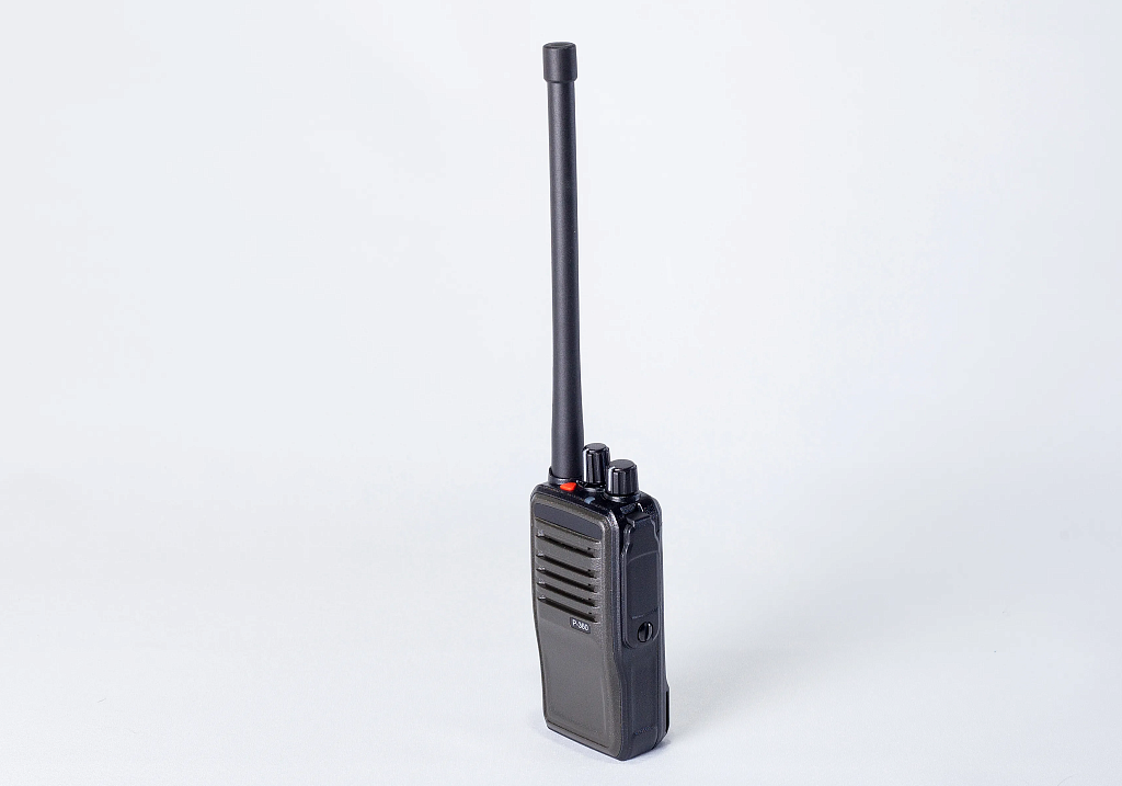 Фото Радиостанция носимая цифровая «Р-360»